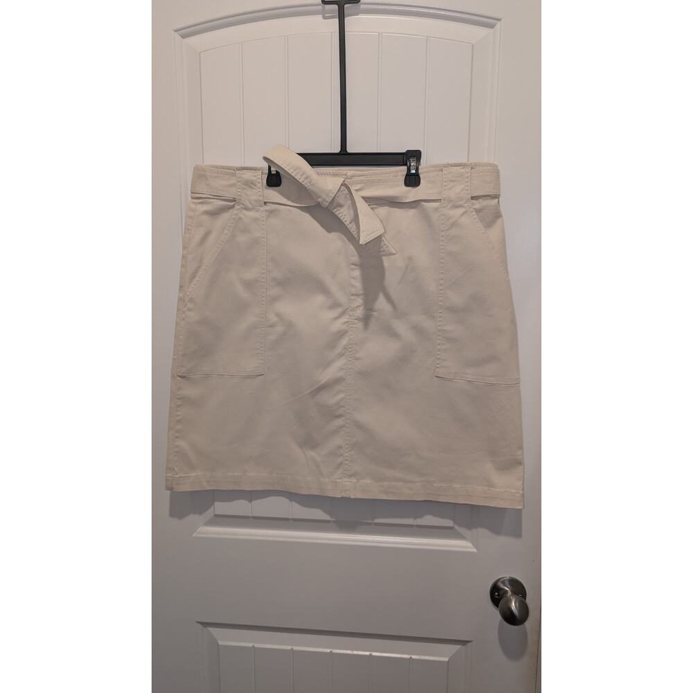 LOFT Women's Beige Twill Belted A-Line Knee Length Skirt Button Pockets 18T Tall
